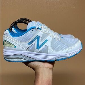 New Balance 1540 V2 Encap Rollbar White Blue Gray Walking Sneakers Size 8.5